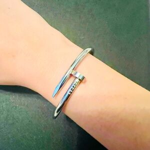 Screw-style Silver Hinge Bracelet